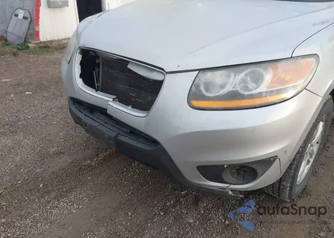 2010 Hyundai Santa Fe Gls z USA, uszkodzony, nr VIN 5NMSGDAB7AH370147